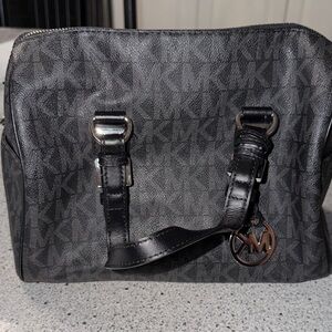 Michael kors satchel